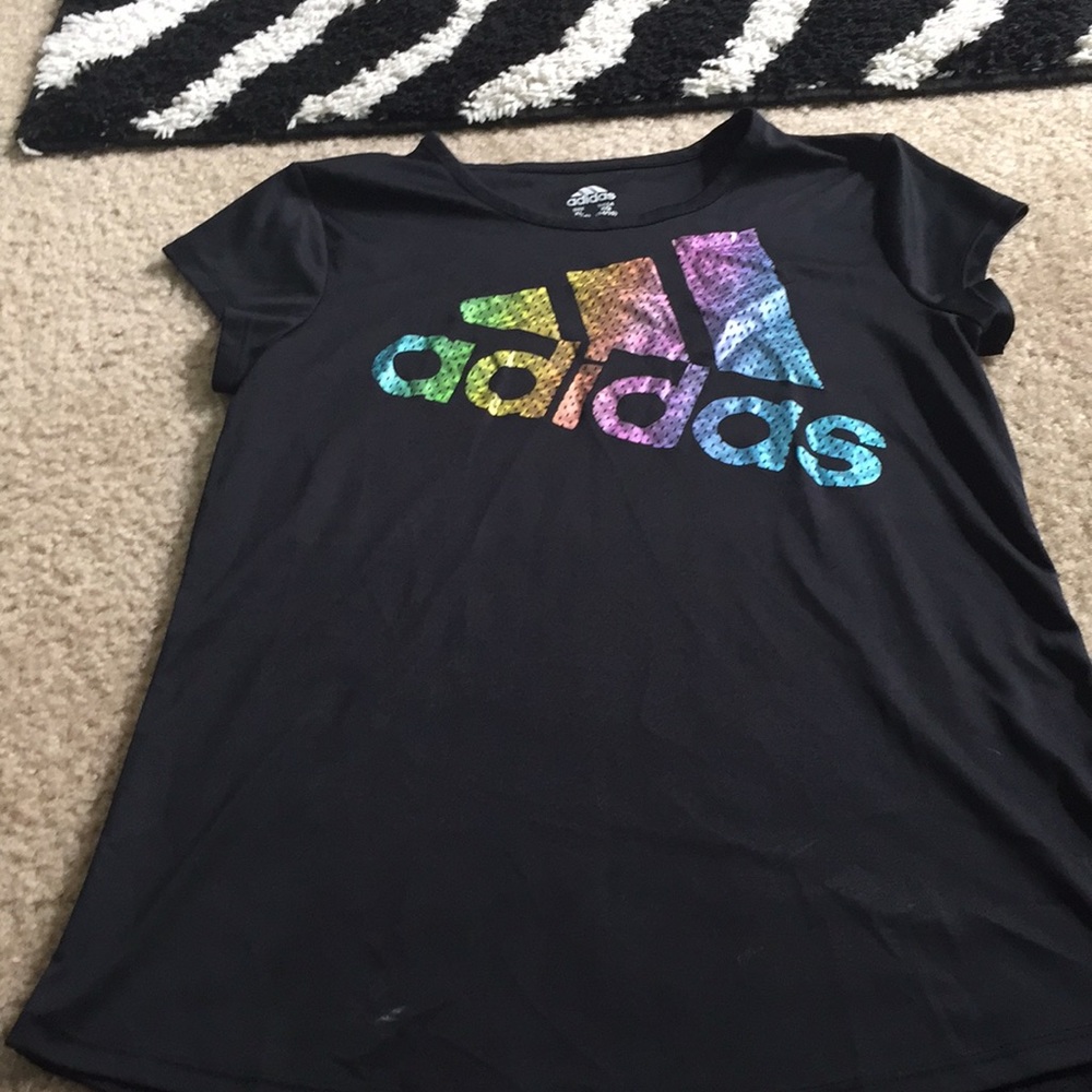 Black adidas shirt barely worn
